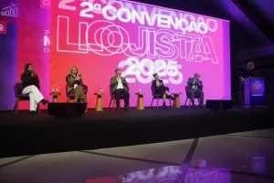 Manu ensina a vender o peixe no Encontro da Mulher Empreendedora