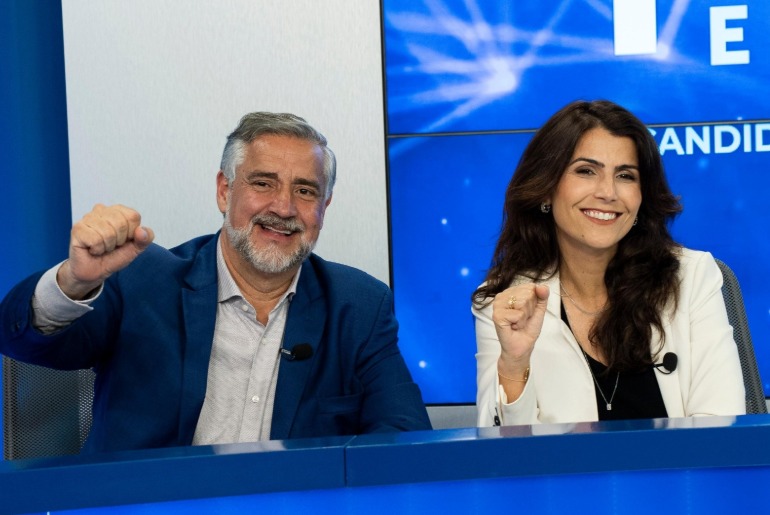 Pesquisa aponta Pimenta e Manuela nas duas primeiras posições na disputa pelo Senado no RS