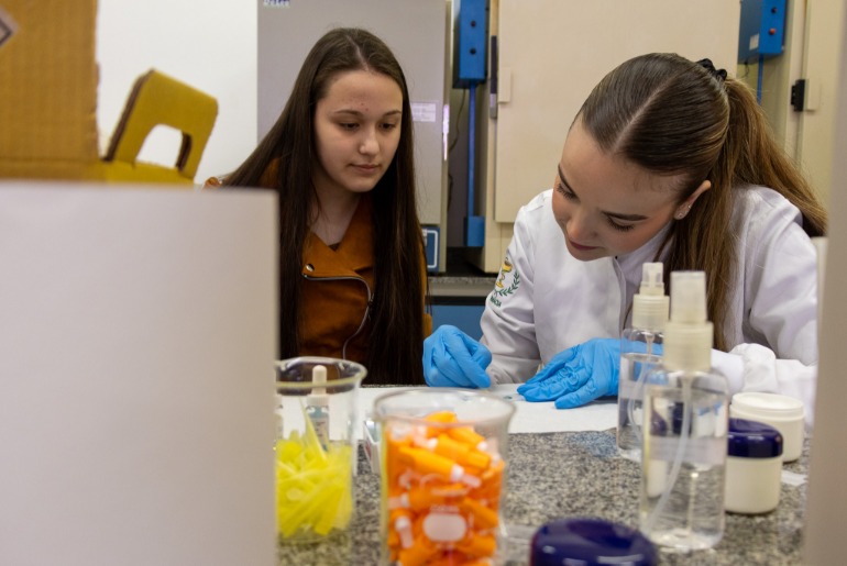 Maior Feira de Cursos da história da Univates inicia com cerca de 5 mil visitantes
