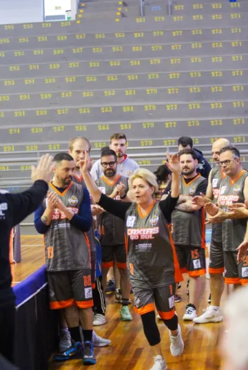 Caxias Basquete inverte os papéis e coloca parceiros em quadra