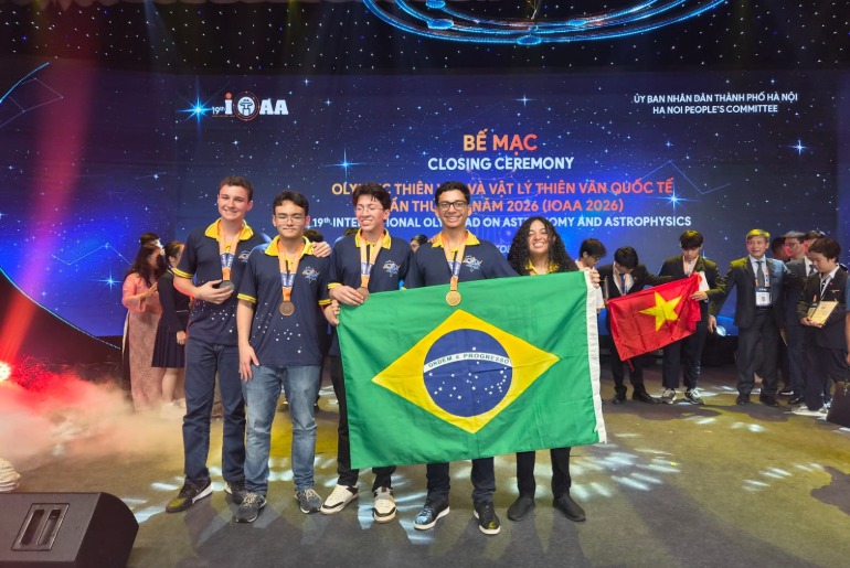 Brasil faz história na Olimpíada Internacional de Astronomia e Astrofísica