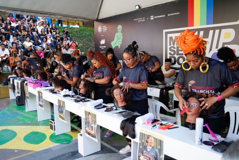 Trancista Afro RS realiza etapas classificatórias em Pelotas e Passo Fundo
