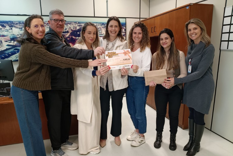 Festejos Farroupilhas dos Servidores beneficiam Banco de Alimentos com doação de renda de almoço
