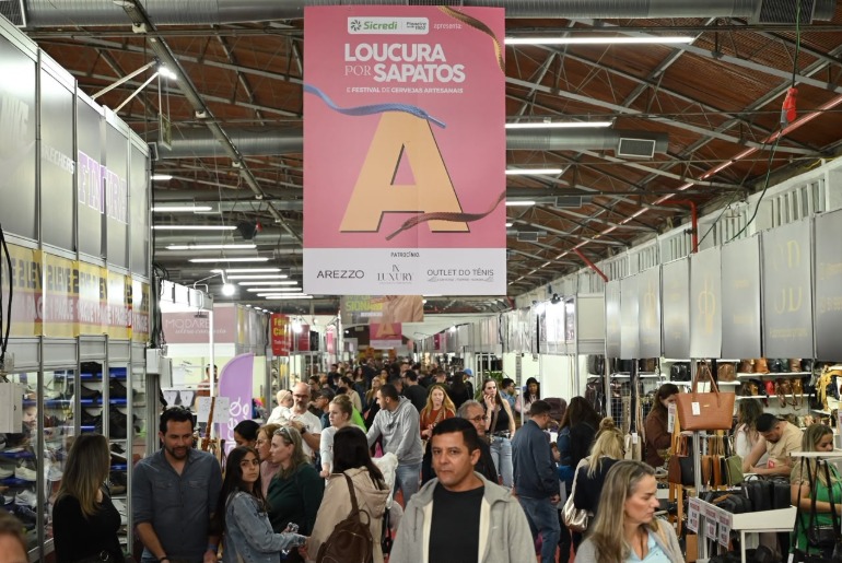 Loucura por Sapatos entra nos últimos dias com ofertas em mais de 500 marcas