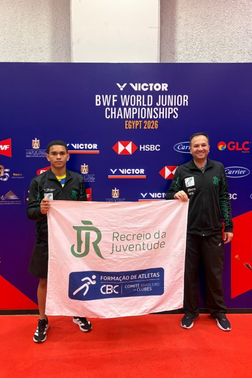 Recreio da Juventude marca presença no Mundial Júnior de Badminton com atleta e head coach na seleção brasileira