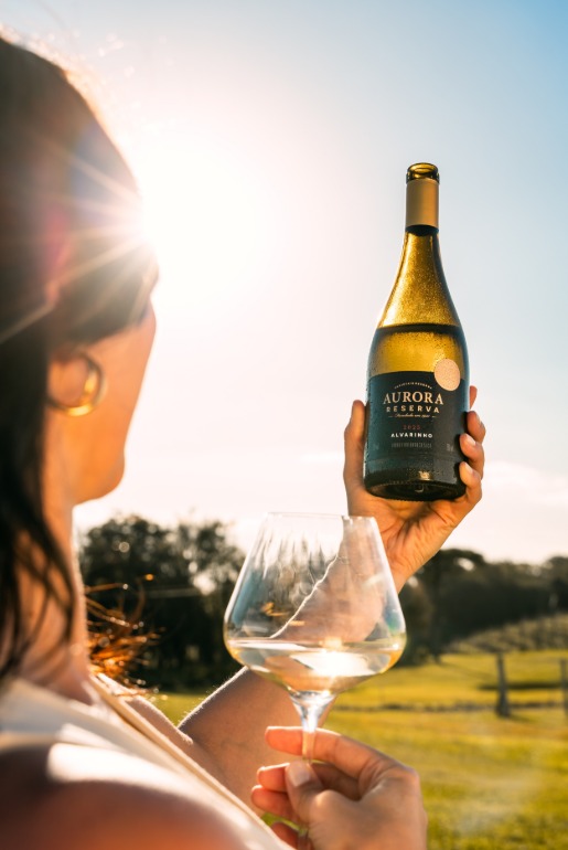 Vinícola Aurora amplia portfólio com lançamento do Reserva Alvarinho